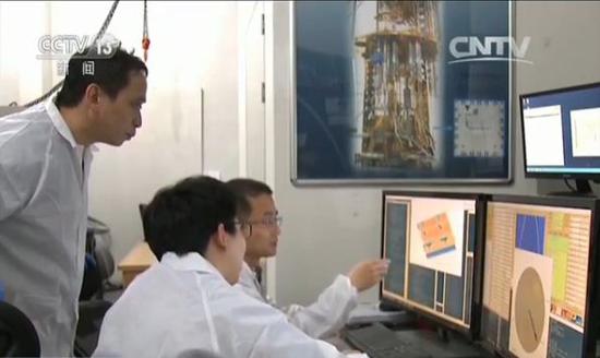 �ҹ����Ӽ�����о�ȡ��ͻ�ƣ��׳�Խ���ھ�������