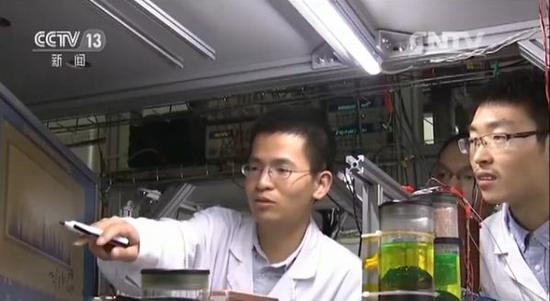 �ҹ����Ӽ�����о�ȡ��ͻ�ƣ��׳�Խ���ھ�������