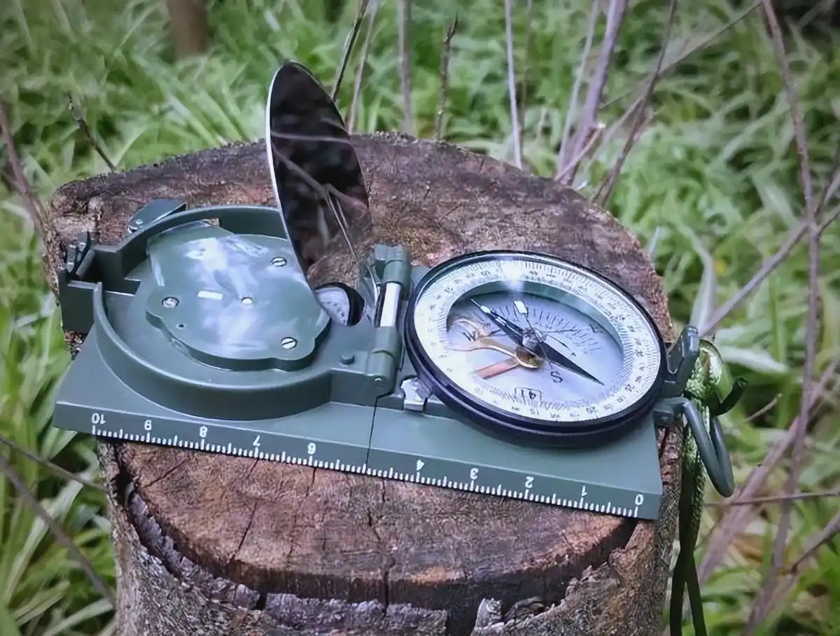 �й��İ�Ľ�����ǽ���������ɽ�Ի��ʣ�