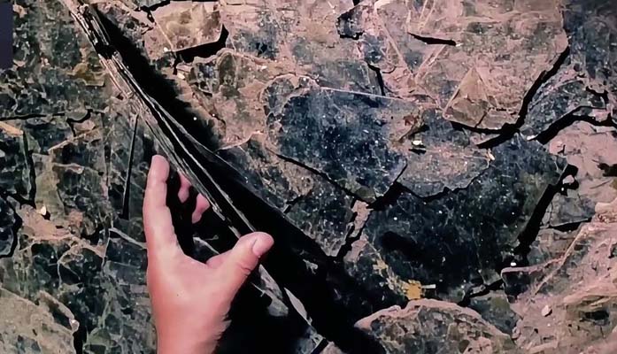 �ذµ��߿�:δ֪�������Ƚ���������Ľ�����