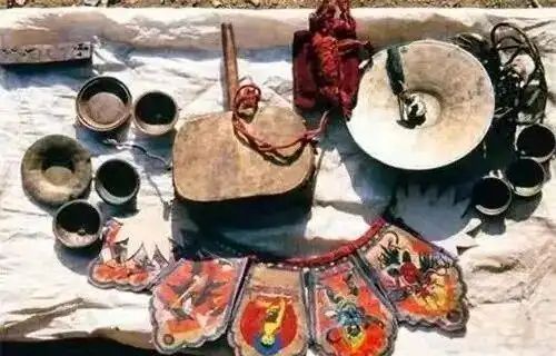 ��749��������⣬������Ů������ж�����أ�