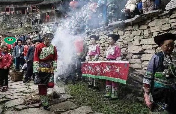 ��749��������⣬������Ů������ж�����أ�