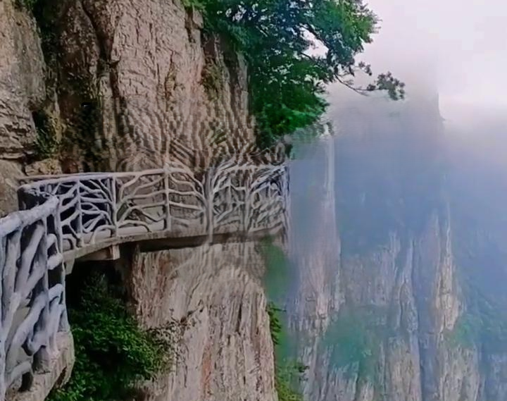 749��ح̩ɽ���Źŵ��¼�